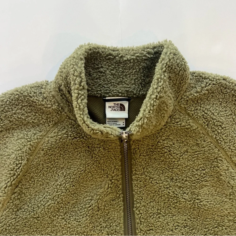 The North Face Heavyweight Men’s Olive Green Fleece Pullover